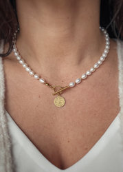 Natural Pearl Necklace "Gabi" Gold-plated with a pendant