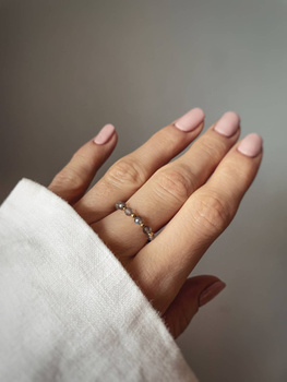 Elastic ring with natural stones, labradorite