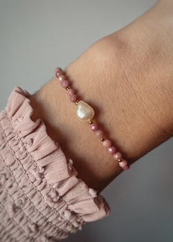 Bracelet natural stones rhodonite pearl silk thread