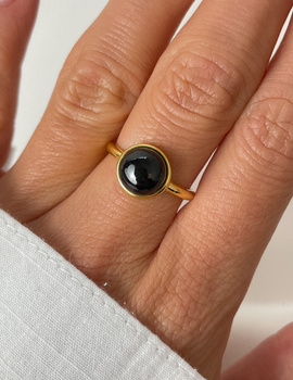 Elastic ring with natural lapis lazuli stones and pearl