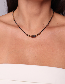 Necklace made of natural spinel stones